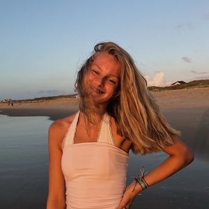 Meet your Posher, Celeste